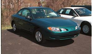 1999 Ford Escort ZX2 Car Speakers and Stereos | Crutchfield